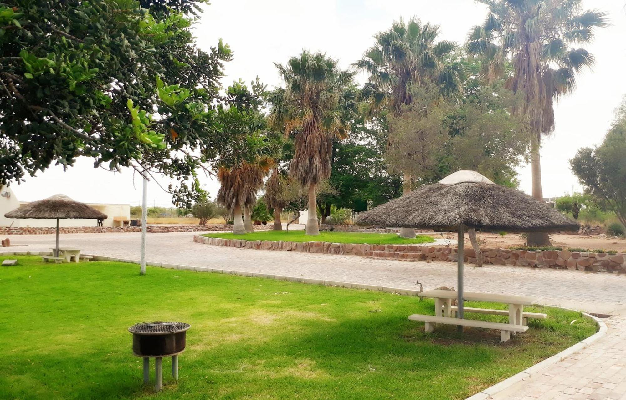 East Gate Rest Camp Apartment Buitepos Luaran gambar