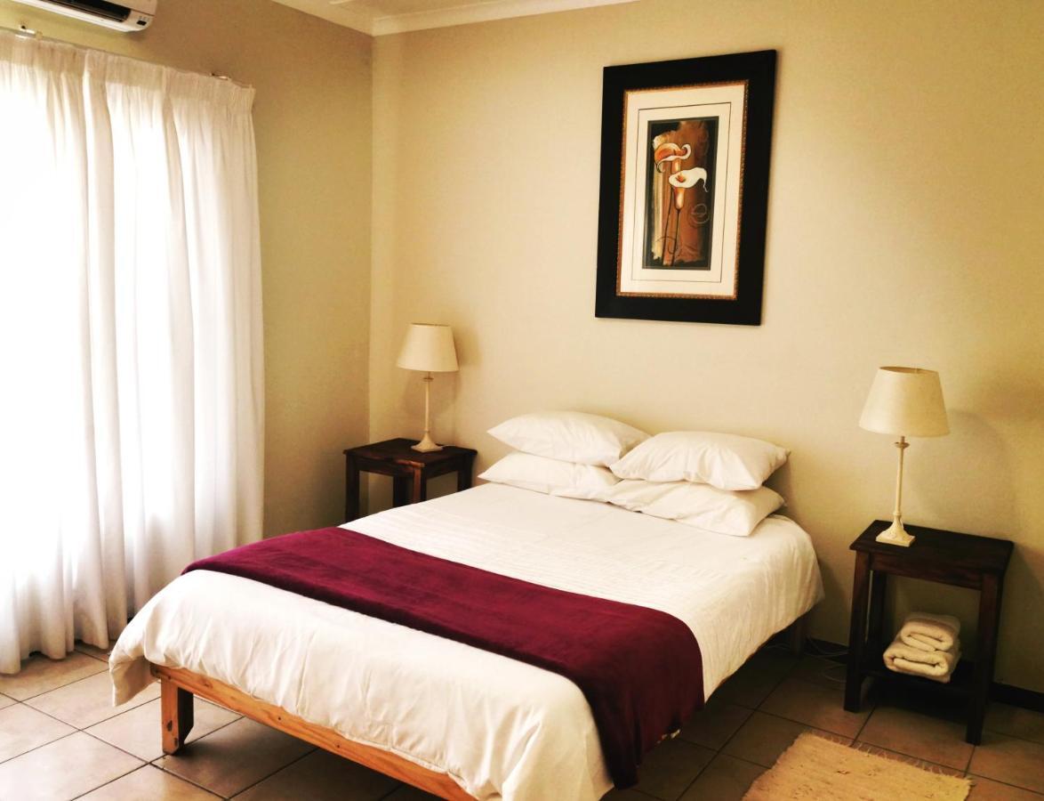East Gate Rest Camp Apartment Buitepos Luaran gambar